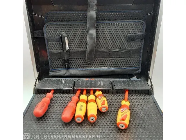 Gereedschapskoffer met divers handgereedschap o.a. gedore - afbeelding 3 van  8
