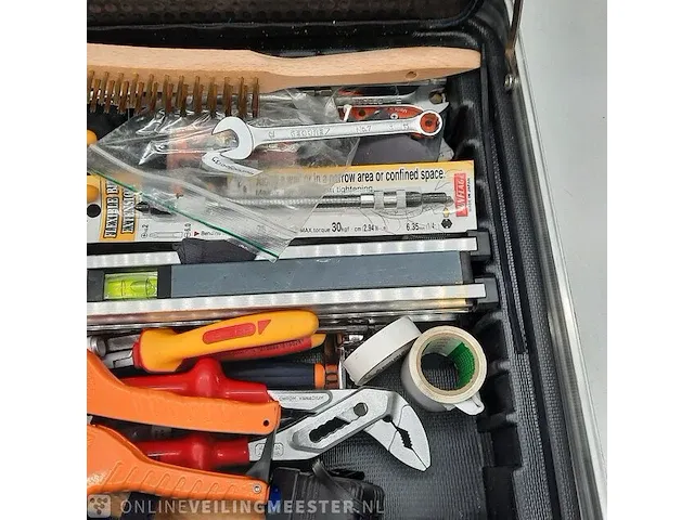 Gereedschapskoffer met divers handgereedschap o.a. gedore - afbeelding 6 van  8