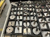 Gereedschapsladenkast met meetgereedschappen - afbeelding 2 van  10