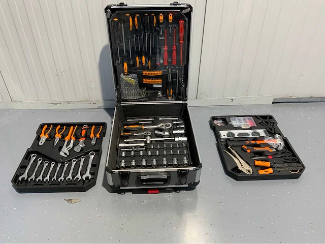 Gereedschapstrolley 245 pcs - afbeelding 1 van  11