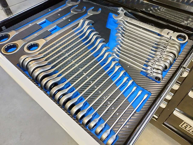 Gereedschapswagen eversteel 12/10 jumbo xxl - afbeelding 13 van  16