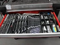 Gereedschapswagen facom gevuld met tangen, sleutels, doppenset, schroevendraaiers, inbusset enz. - afbeelding 3 van  9