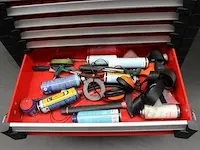 Gereedschapswagen facom gevuld met tangen, sleutels, doppenset, schroevendraaiers, inbusset enz. - afbeelding 8 van  9