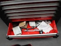 Gereedschapswagen facom gevuld met tangen, sleutels, doppenset, schroevendraaiers, inbusset enz. - afbeelding 9 van  9
