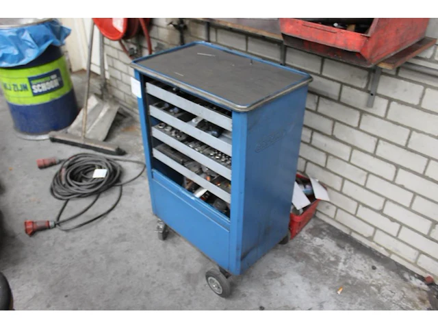 Gereedschapswagen gedore met diverse gereedschappen. - afbeelding 2 van  7