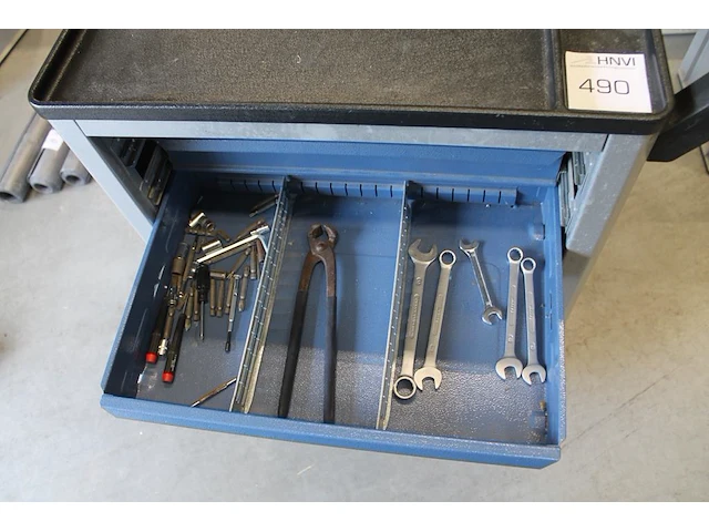 Gereedschapswagen gedore met handgereedschappen. - afbeelding 4 van  6