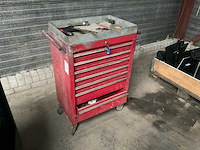 Gereedschapswagen met inhoud - afbeelding 1 van  7