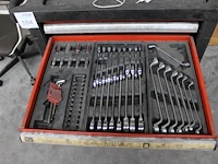 Gereedschapswagen met ring-ratelset, dopsleutelset, schroevendraaiers, inbus, tangen, veilen, bahco's. - afbeelding 4 van  9