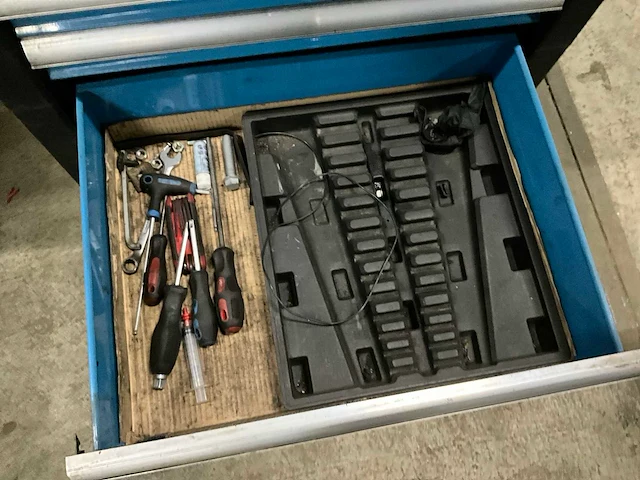 Gereedschapswagen - afbeelding 7 van  10