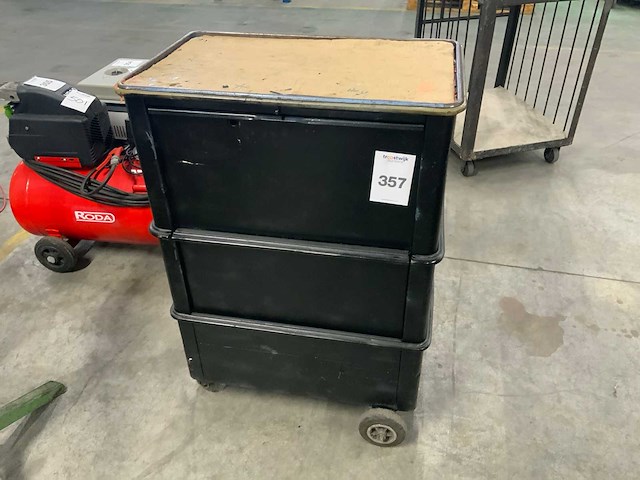 Gereedschapswagen - afbeelding 1 van  2