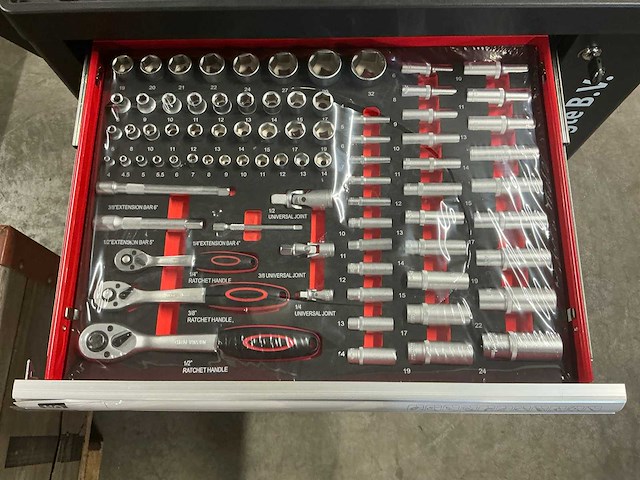 Gereedschapswagen - afbeelding 13 van  15