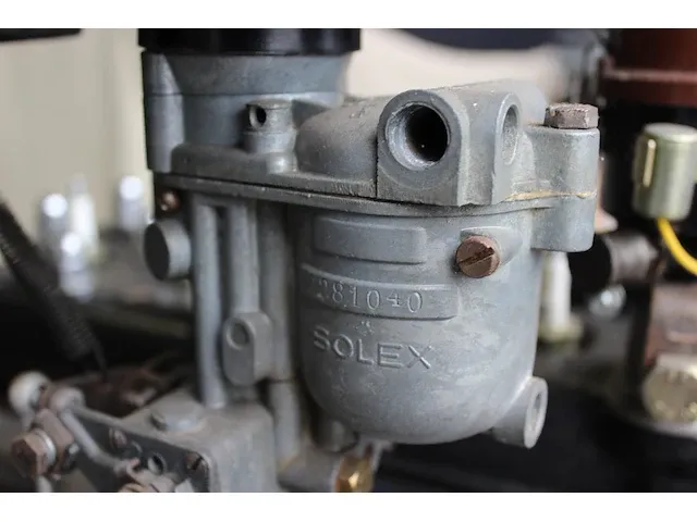 Gereviseerd 6 cilinder motorblok mercedes benz t.b.v. mercedes 170. motornummer 121700 - afbeelding 8 van  16