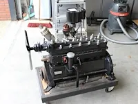 Gereviseerd 6 cilinder motorblok mercedes benz t.b.v. mercedes 170. motornummer 121700