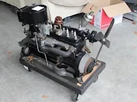 Gereviseerd 6 cilinder motorblok mercedes benz t.b.v. mercedes 170. motornummer 121700 - afbeelding 9 van  16
