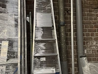 Geribbelde staande sportladder 8 treden zarges, nova s 42458 - afbeelding 2 van  5