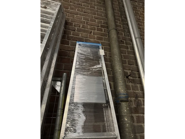 Geribbelde staande sportladder 8 treden zarges, nova s 42458 - afbeelding 4 van  5
