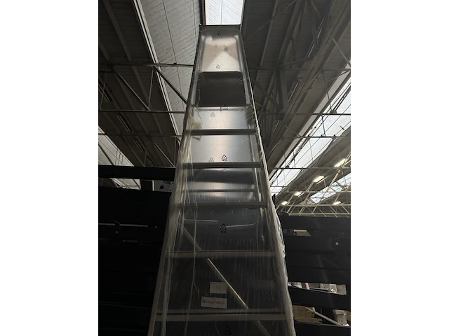 Geribbelde staande sportladder met 10 treden zarges, meistertritt s 40479 - afbeelding 2 van  5