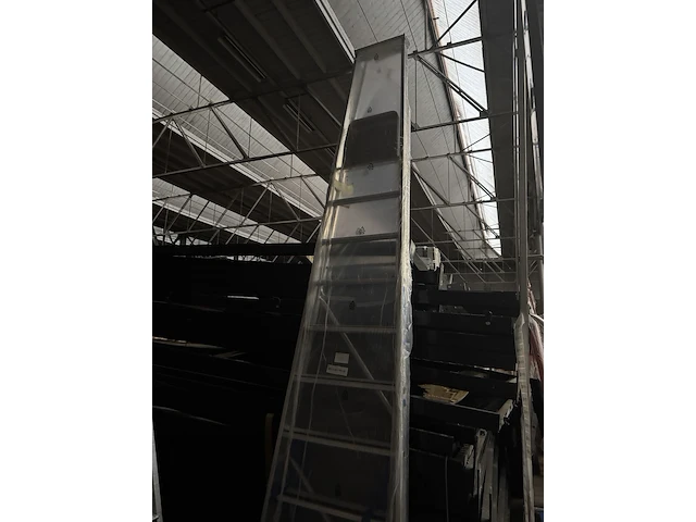 Geribbelde staande sportladder met 10 treden zarges, meistertritt s 40479 - afbeelding 4 van  5
