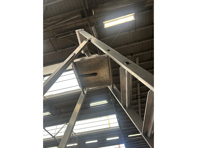 Geribbelde staande sportladder met starre verbinding 10 treden verrijdbaar zarges, meistertritt s 40479, 8203, 8832 - afbeelding 5 van  9
