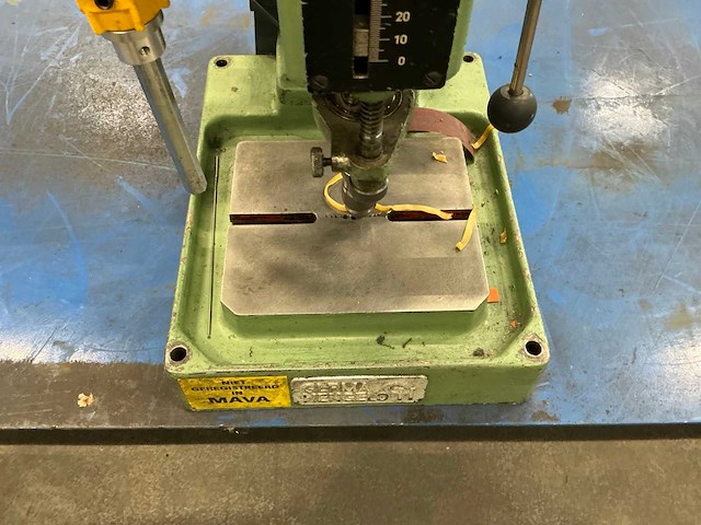 Germa b4 tafelboormachine - afbeelding 3 van  6