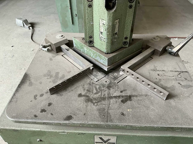 Gerver ge-1 knipmachine - afbeelding 12 van  13