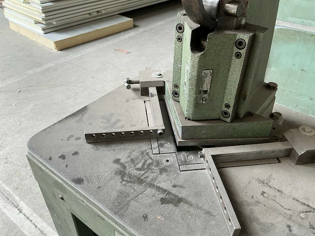 Gerver ge-1 knipmachine - afbeelding 13 van  13