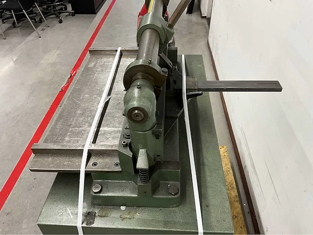 Gerver knipbank knipbereik 600mm - afbeelding 4 van  6