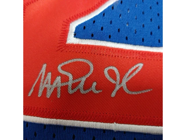 Gesigneerd basketbalshirt " magic johnson " , nba 32 all-stars - afbeelding 2 van  10