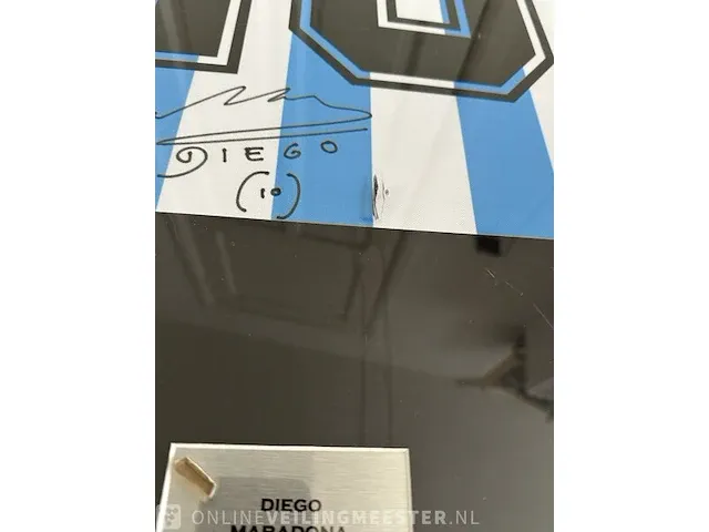 Gesigneerd diego maradona argentinië shirt ingelijst met coa - afbeelding 3 van  17