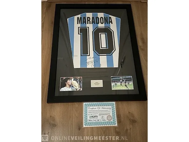 Gesigneerd diego maradona argentinië shirt ingelijst met coa - afbeelding 1 van  17