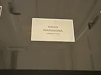 Gesigneerd diego maradona argentinië shirt ingelijst met coa - afbeelding 15 van  17