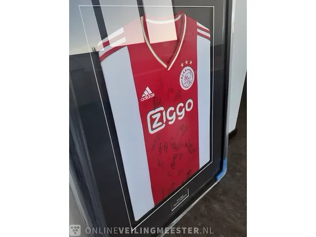 Gesigneerd en ingelijst ajax thuis shirt - afbeelding 3 van  7