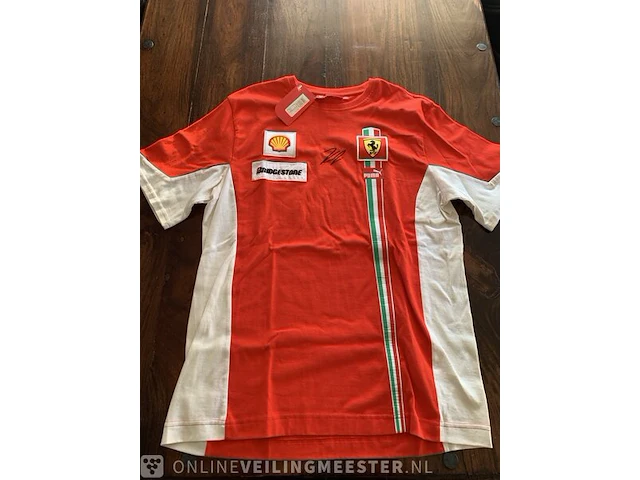 Gesigneerd ferrari-shirt kimi räikkönen met certificaat - afbeelding 1 van  4