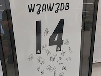 Gesigneerd " real madrid " shirt in lijst - afbeelding 3 van  9
