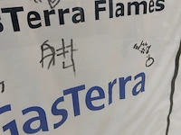 Gesigneerd shirt " gasterra flames " ingelijst - afbeelding 3 van  12