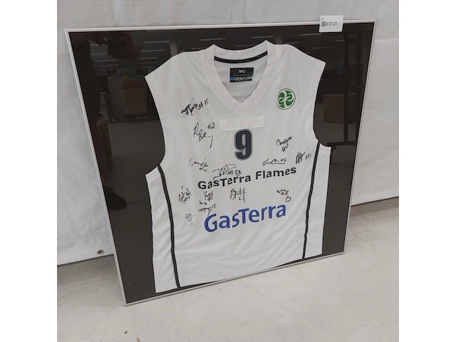 Gesigneerd shirt " gasterra flames " ingelijst - afbeelding 1 van  12