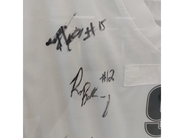 Gesigneerd shirt " gasterra flames " ingelijst - afbeelding 8 van  12