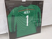 Gesigneerd shirt " manuel neuer " ingelijst - afbeelding 1 van  10