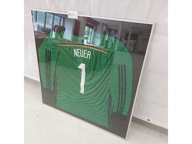 Gesigneerd shirt " manuel neuer " ingelijst - afbeelding 3 van  10