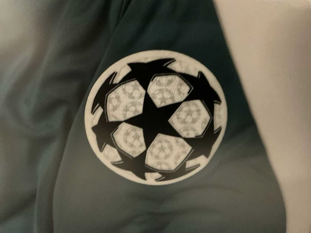 Gesigneerd voetbalshirt ajax (ziyech) sport en film verzamelitems - afbeelding 7 van  9