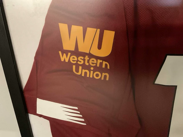 Gesigneerd voetbalshirt manchester united (mané) sport en film verzamelitems - afbeelding 7 van  11