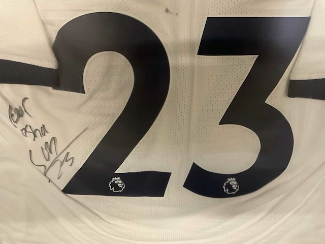 Gesigneerd voetbalshirt tottenham (bergwijn) sport en film verzamelitems - afbeelding 2 van  7
