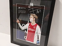 Gesigneerde foto " frenkie de jong " ingelijst - afbeelding 3 van  10
