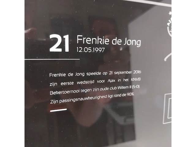 Gesigneerde foto " frenkie de jong " ingelijst - afbeelding 7 van  10