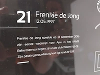 Gesigneerde foto " frenkie de jong " ingelijst - afbeelding 7 van  10