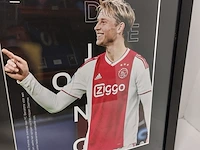 Gesigneerde foto " frenkie de jong " ingelijst - afbeelding 9 van  10