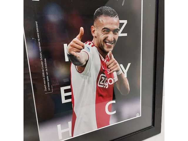 Gesigneerde foto " hakim ziyech " ingelijst - afbeelding 9 van  10