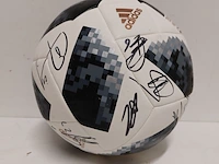 Gesigneerde voetbal " ajax " , adidas - afbeelding 4 van  7
