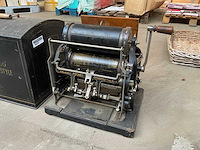 Gestetner cyclostyle antieke stencilmachine - afbeelding 2 van  5