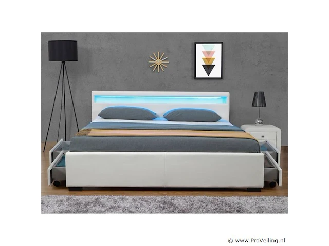 Gestoffeerd bed lyon 140 × 200 - afbeelding 3 van  7